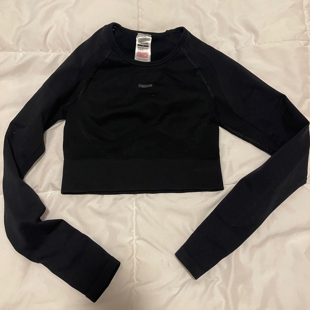 Gym shark long sleeve crop top